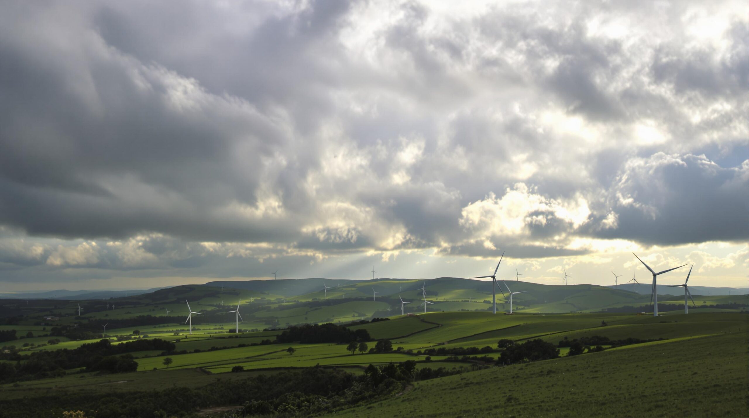 Wales’ Wind Power Revolution: From Whispers to a Roaring Renewable Future!